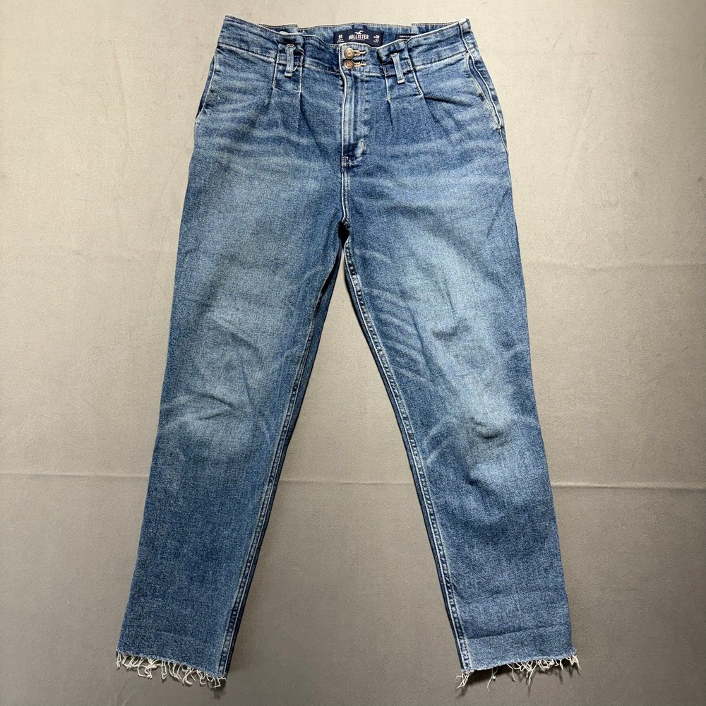 Hollister Curvy Ultra High Rise Mom Jeans 9R W29 L27 Medium Wash Pleated Frayed